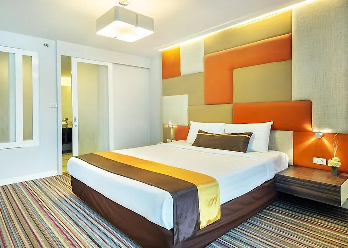 Thamrongin Hotel 3*